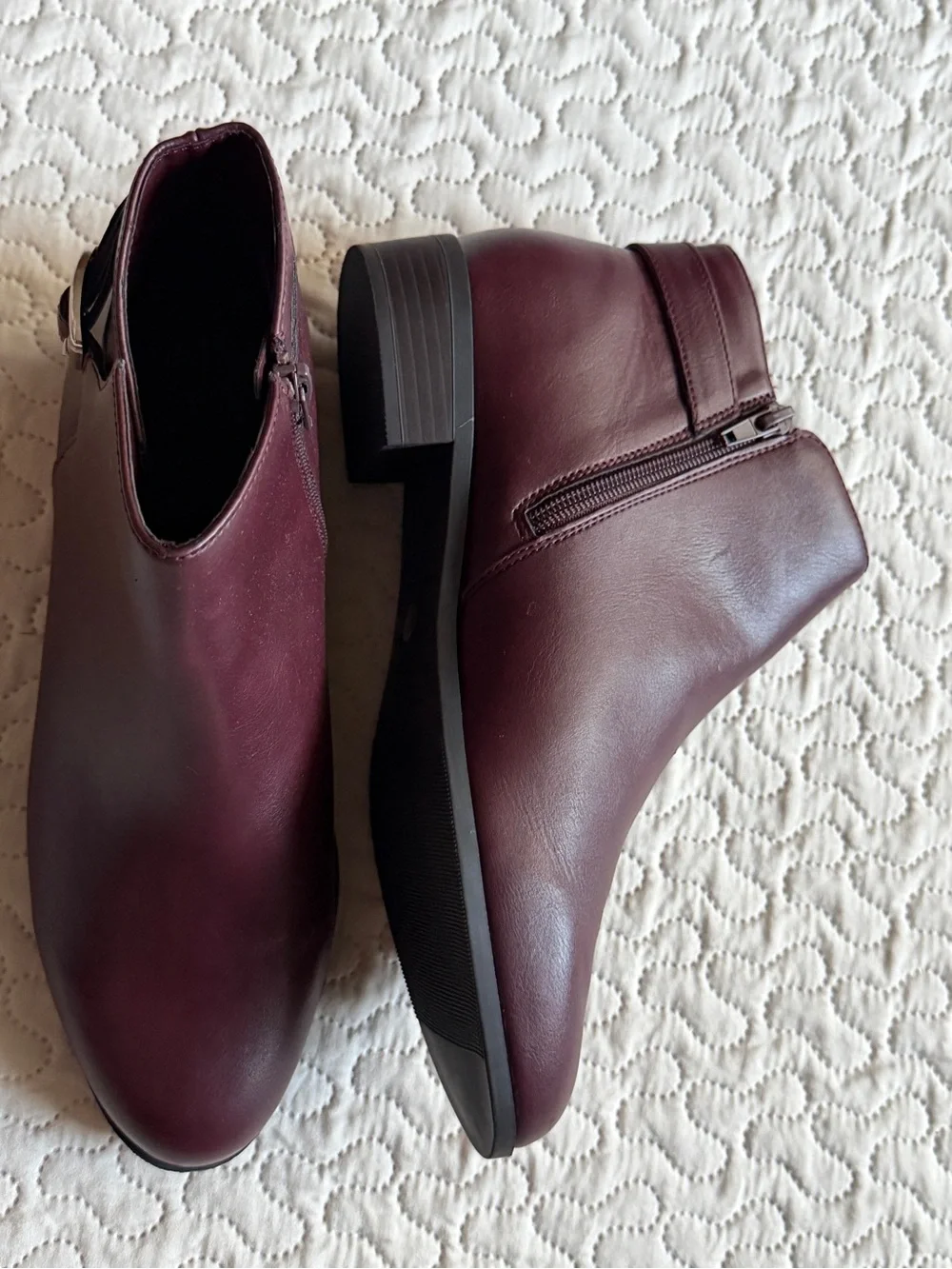 St. John’s Bay Rayford Dark Wine Ankle Boots Size 9.5W NWOT